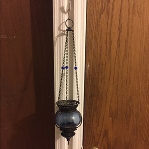 Hanging candle holder