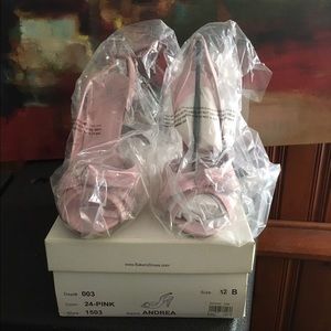 Baker's Slingback Heels