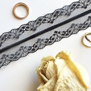 Black lace choker