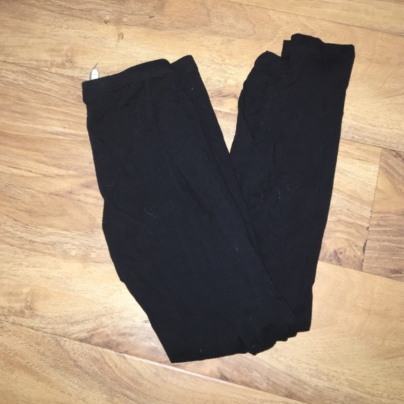 Cherish leggings size Medium