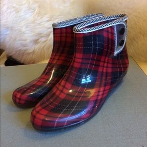 Plaid rubber rain booties