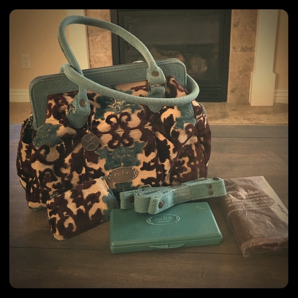 Petunia Pickle bottom vintage Cake diaper bag