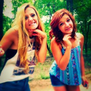 Meet your Posher, Abbi