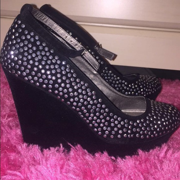 Black Velvet Wedges - Picture 1 of 2