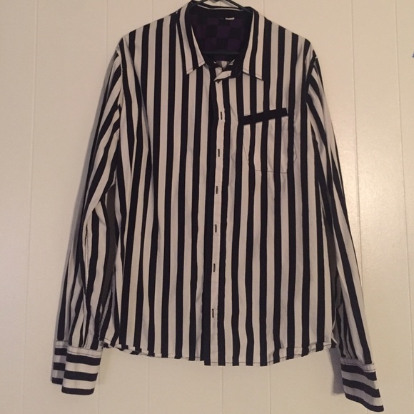 Men's H&M Fashion Striped Button Down Shirt