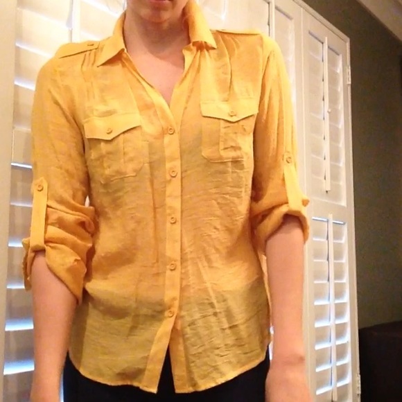 Cute Yellow blouse long sleeve - Picture 2 of 4