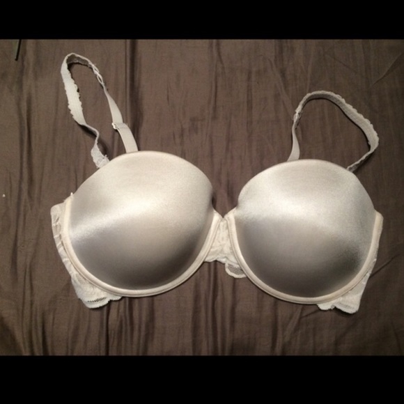 Victoria's Secret 36D bra