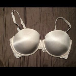 Victoria's Secret 36D bra