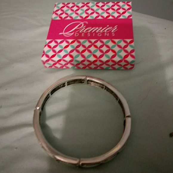 Premier Designs Bracelet