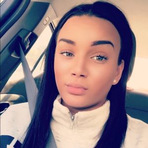 Meet your Posher, Jasmine