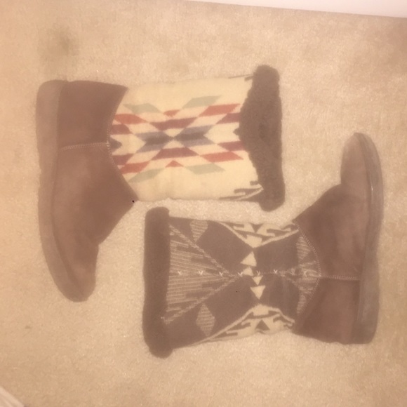Pendleton Wool Aztec Boots
