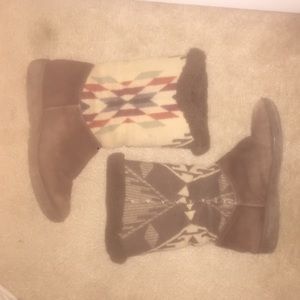 Pendleton Wool Aztec Boots