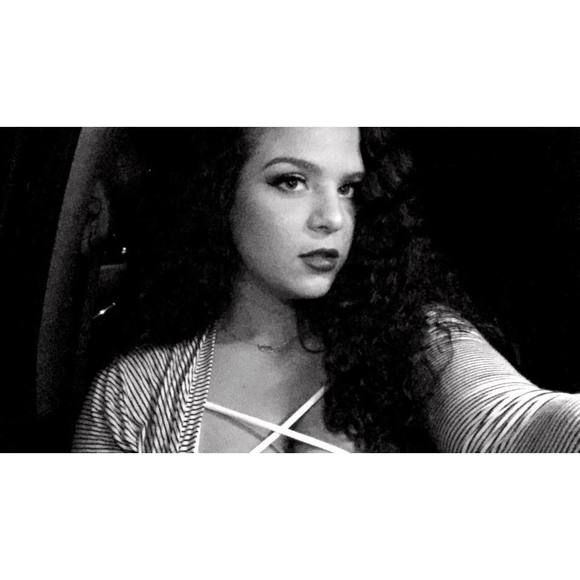 Meet your Posher, Bailey - Picture 1 of 1