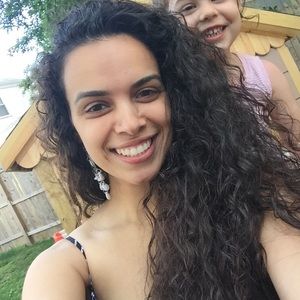 Meet your Posher, Stacy