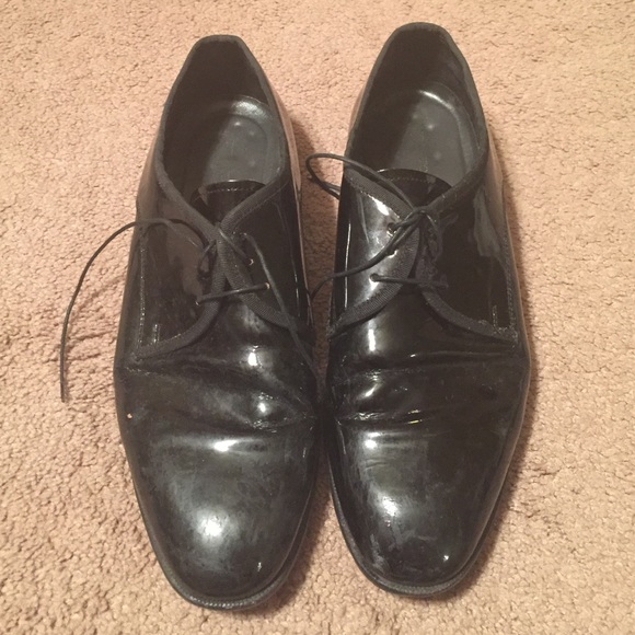 Pronto Uomo leather tuxedo shoes very warm