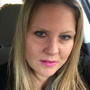 Meet your Posher, Daelene