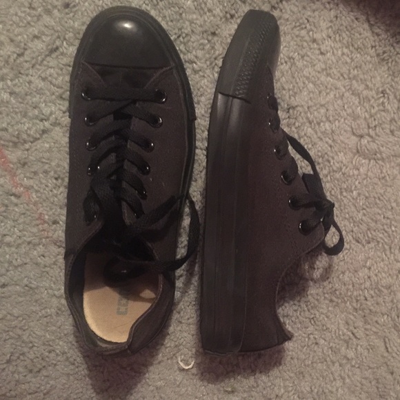 Black Converse