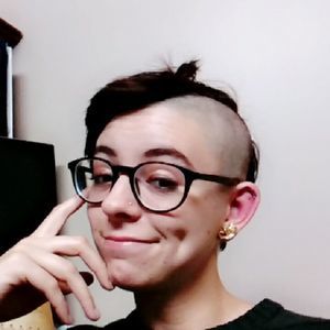 Meet your Posher, Ema rose