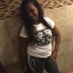 Meet your Posher, Sharon