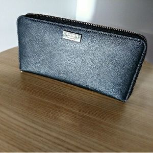 Kate Spade zip around wallet