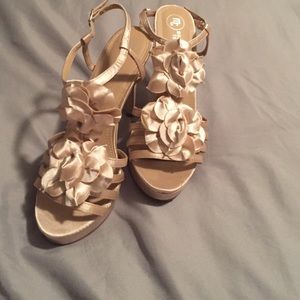 Mootsies tootsies shoes