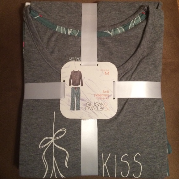 New Holiday Pajama Set