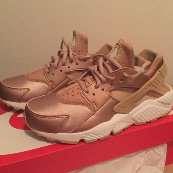 huarache rose gold