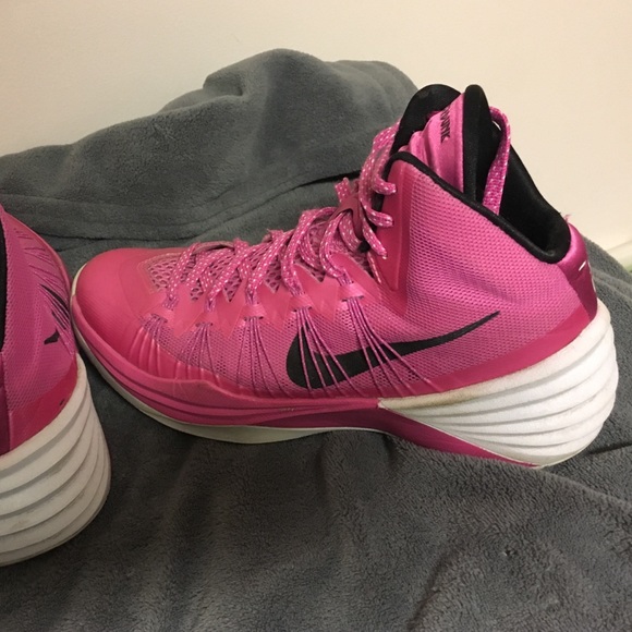 Nike hyperdunk 2013 Basketball shoes. - Picture 2 of 4