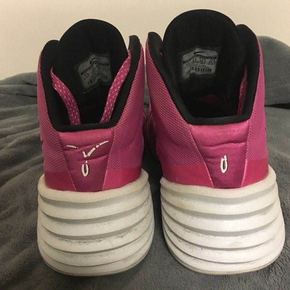 Nike hyperdunk 2013 Basketball shoes. - Picture 3 of 4