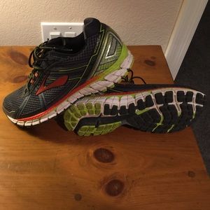 Brooks shoes