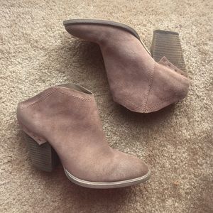 Dolce Vita Haku Booties