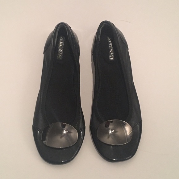 Nine West Black Ballet Flats worn once