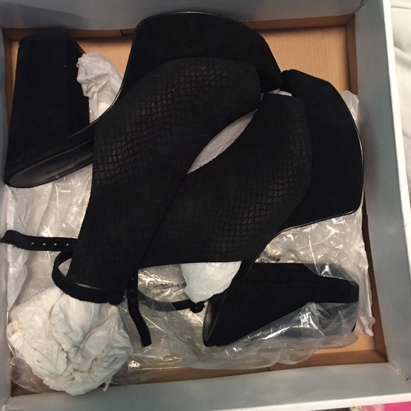 Silence + Noise sling back wedge