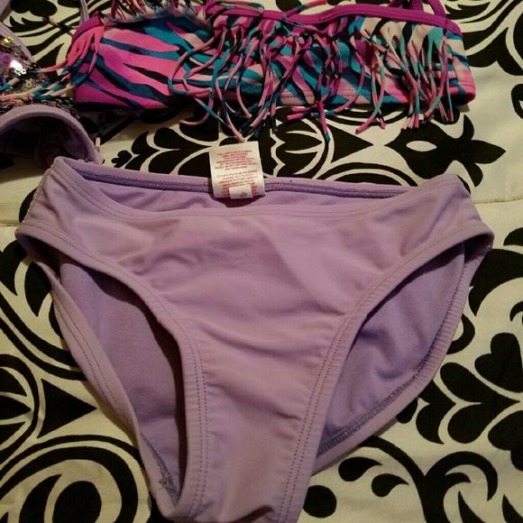 2 top 2 pieces swimsuit for a little princess