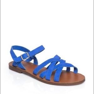 Shoe mint strappy sandals