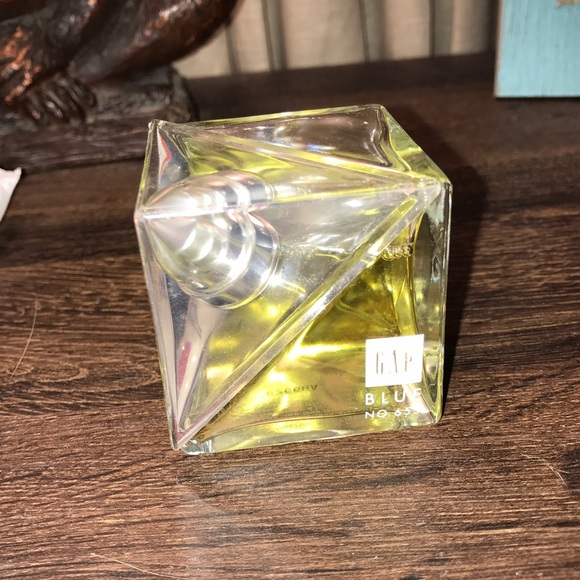 Gap "blue" perfume