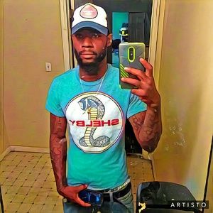 Meet your Posher, Derrick