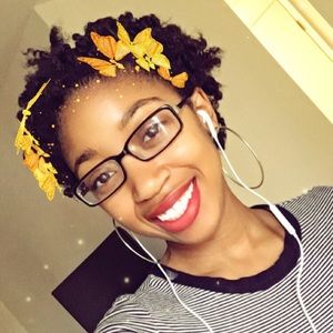 Meet your Posher, Cynthia