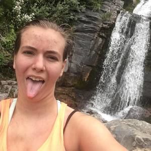 Meet your Posher, Ali