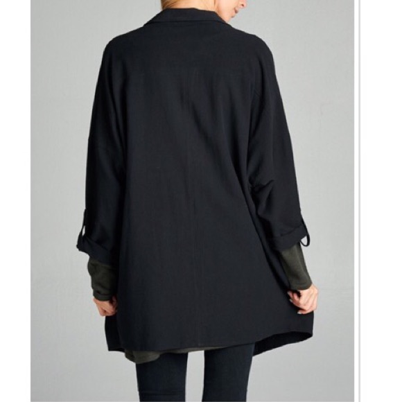 🆕 Black trench jacket ONE HOUR SALE - Picture 2 of 4