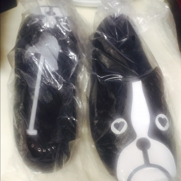 Marc by Marc Jacob shorty suede dog face