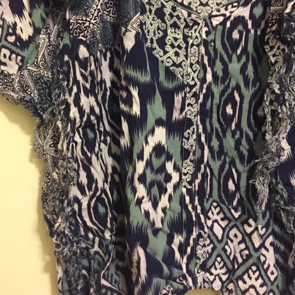 Boho Top - Picture 2 of 2