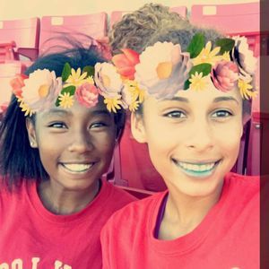 Meet your Posher, Shakira