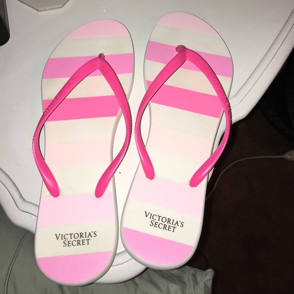 Victoria's Secret flip flops