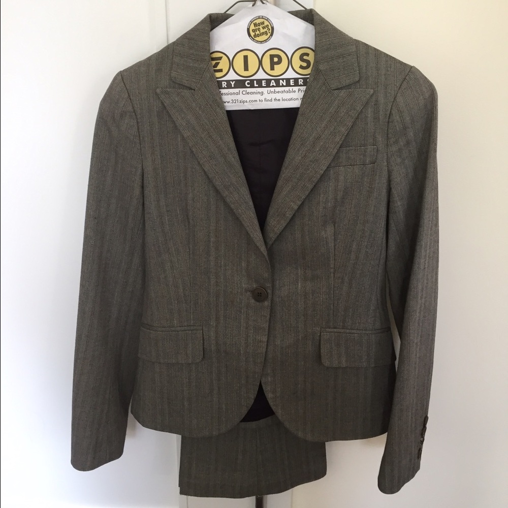 Theory Herringbone pant suit, Petite00
