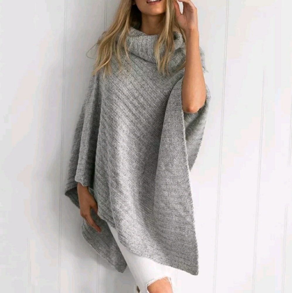 HP ||⭐Luxe Grey Oversized Sweater Cape Poncho - Picture 2 of 8