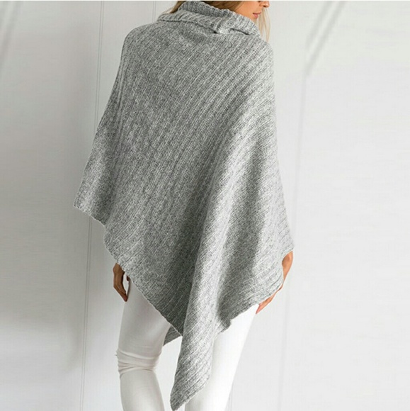 HP ||⭐Luxe Grey Oversized Sweater Cape Poncho - Picture 5 of 8