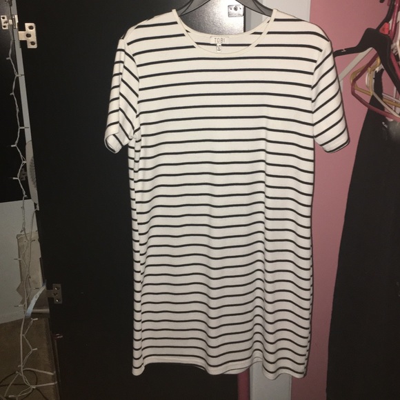 Tobi T-Shirt Dress