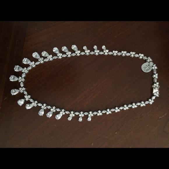 Cubic zirconia necklace - Picture 1 of 1