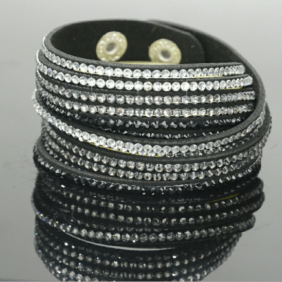 Beautiful Crystal like Leather Bracelet